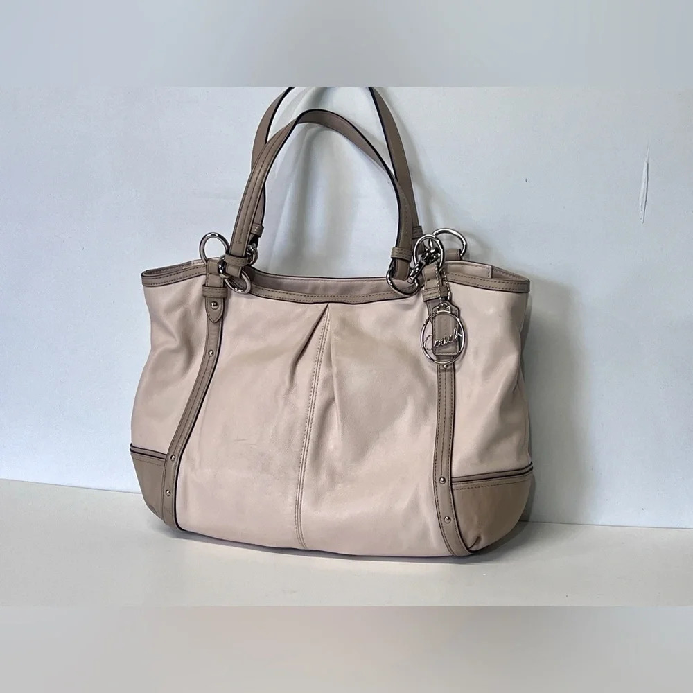 COACH Alexandra Cream and taupe leather hobo bag. - Picture 5 of 12